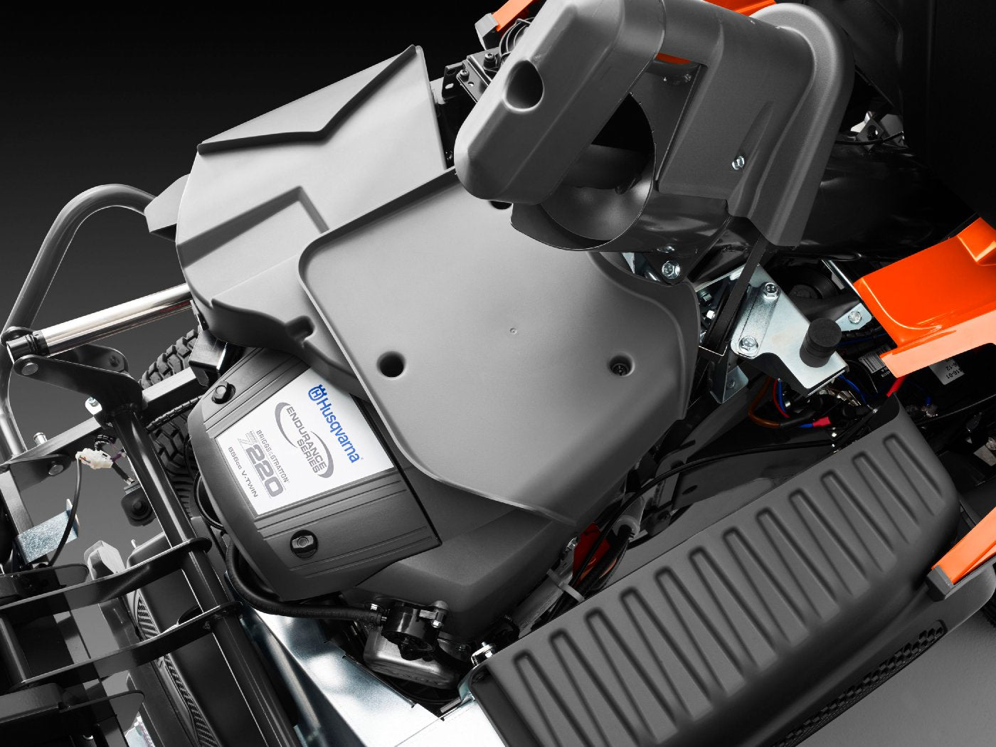 Husqvarna Profi Allrad-Frontmäher RC 320Ts AWD – Modell 2025 (Grundgerät ohne Mähdeck)