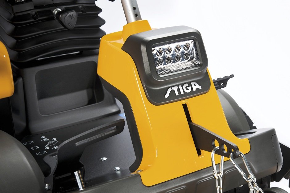 STIGA Park Pro 900 AWX Frontmäher – Modell 2025 (Grundgerät ohne Mähwerk)