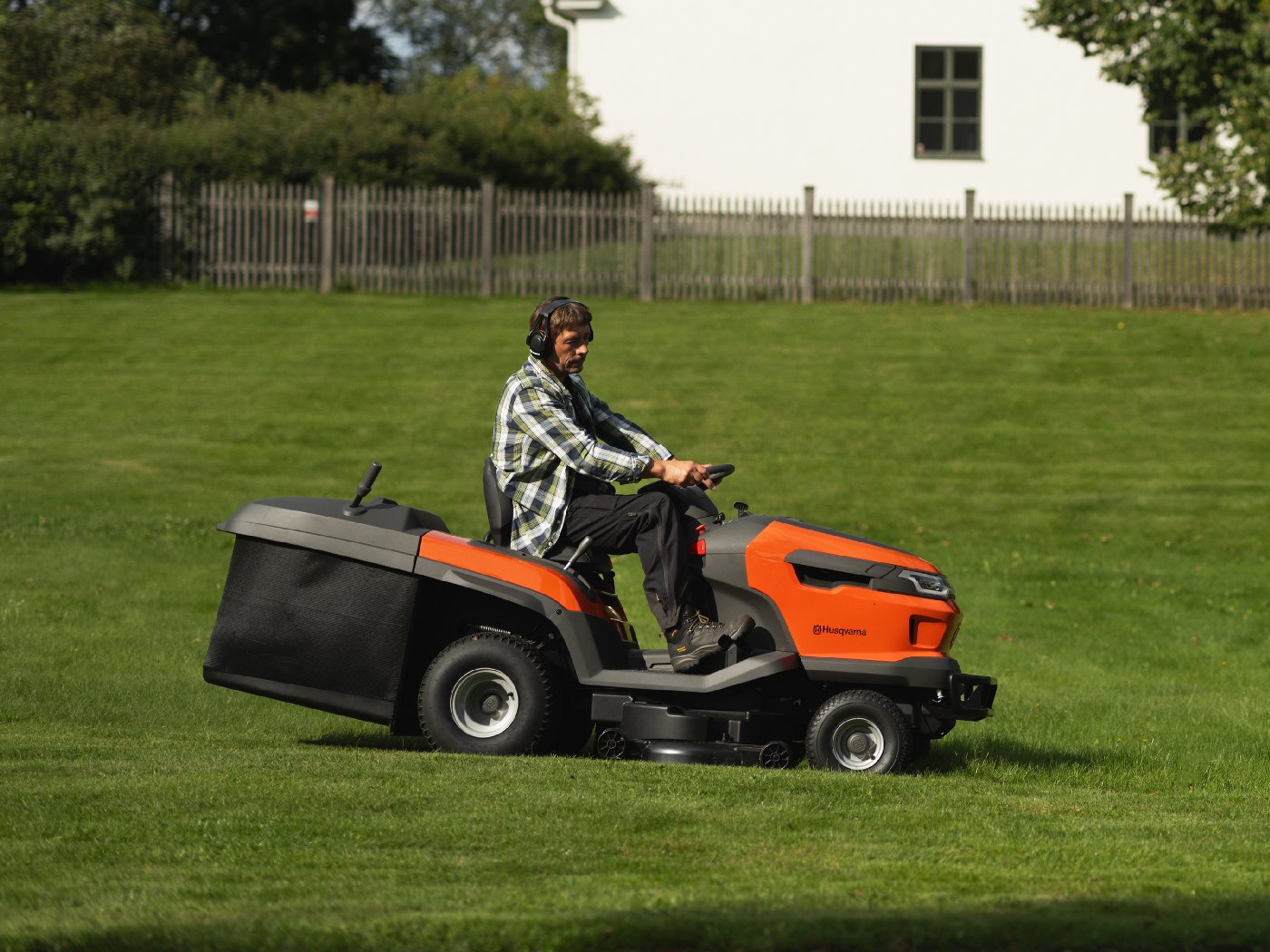 Husqvarna TC 220T – Modell 2025